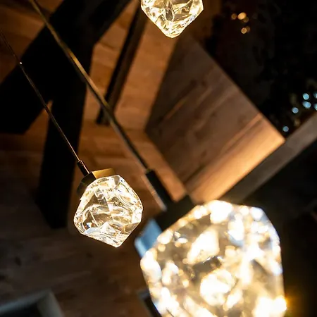 Chalet Black Diamond *