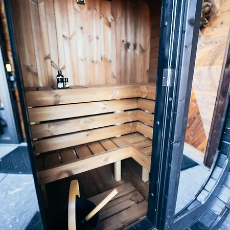 Black Diamond Chalet *