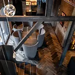Black Diamond Chalet Mils (Innsbruck-Land)